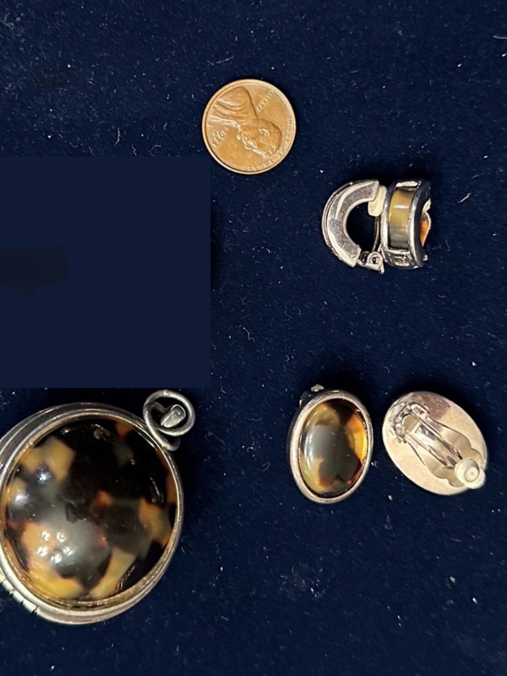 Ralph Lauren Silver Tortoise Jewelry Set 2 Clip Earrings & Ball Shaped Locket